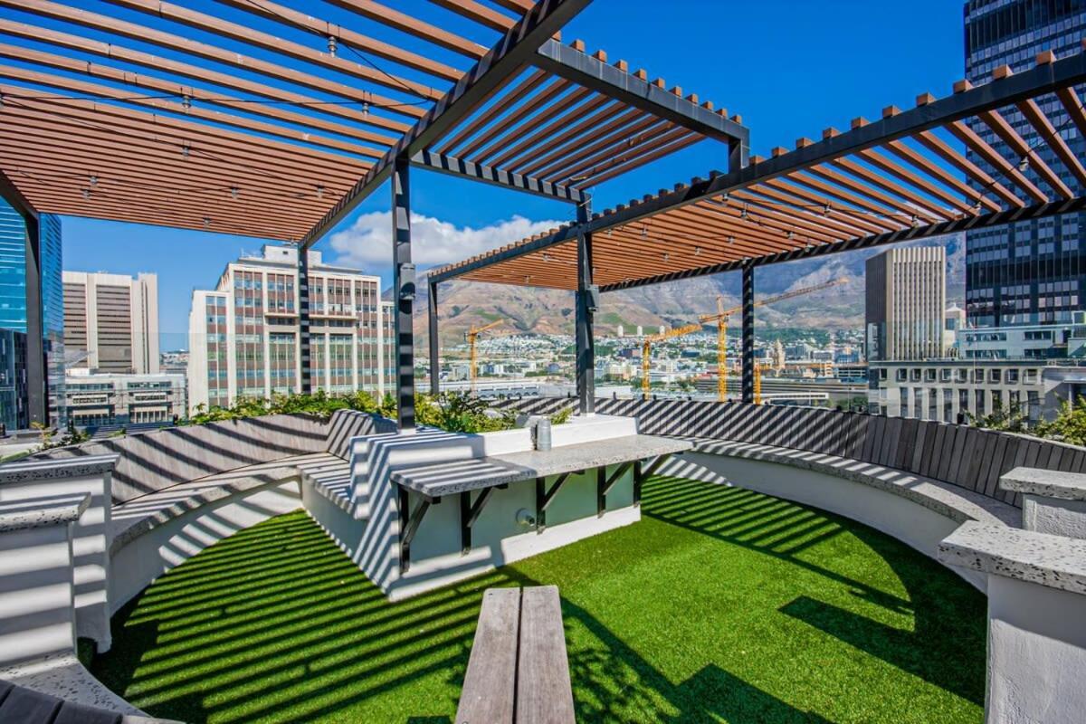 Cticc, Secure, Type Luxury-fast Wifi Pool Cape Town